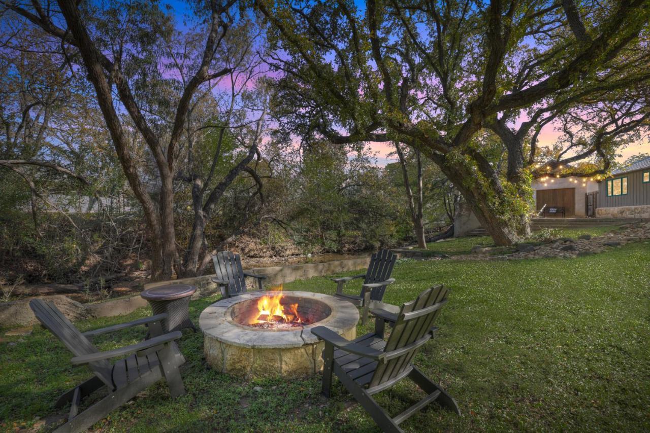 406 Lodge-A: Hot-Tub & 2 Blks To Main St Fredericksburg Ngoại thất bức ảnh